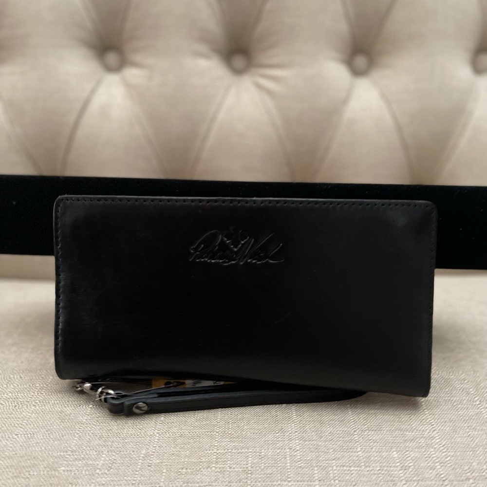 Aveley Crossbody and Valentia Smooth Leather Wallet - Picture 10 of 12